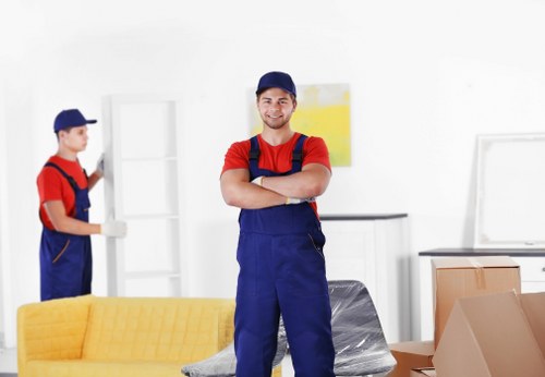 Moving truck service for homes and flats in Putney
